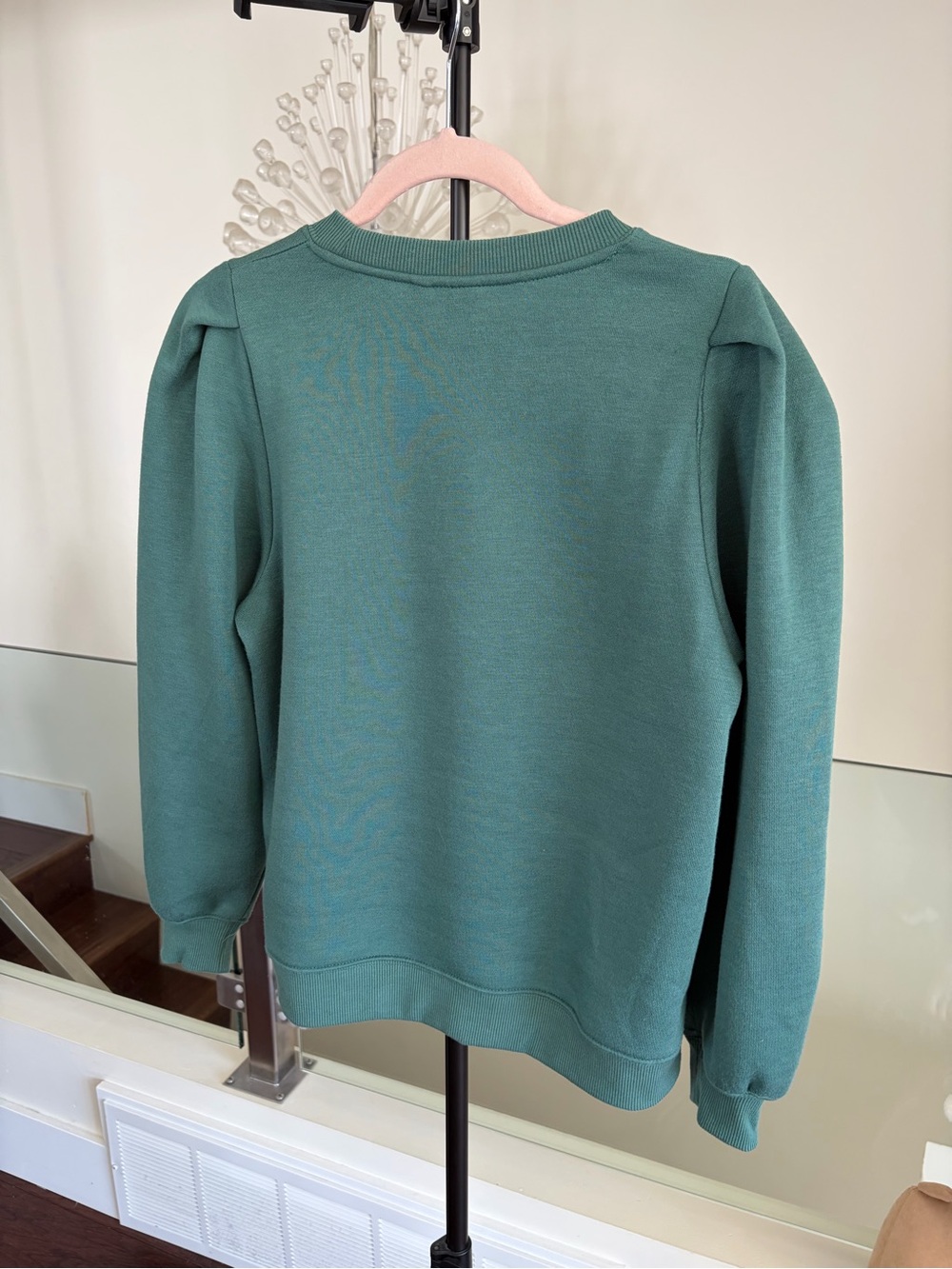 Puff-Sleeve Crewneck Sweatshirt in Green - Picture 2 of 3
